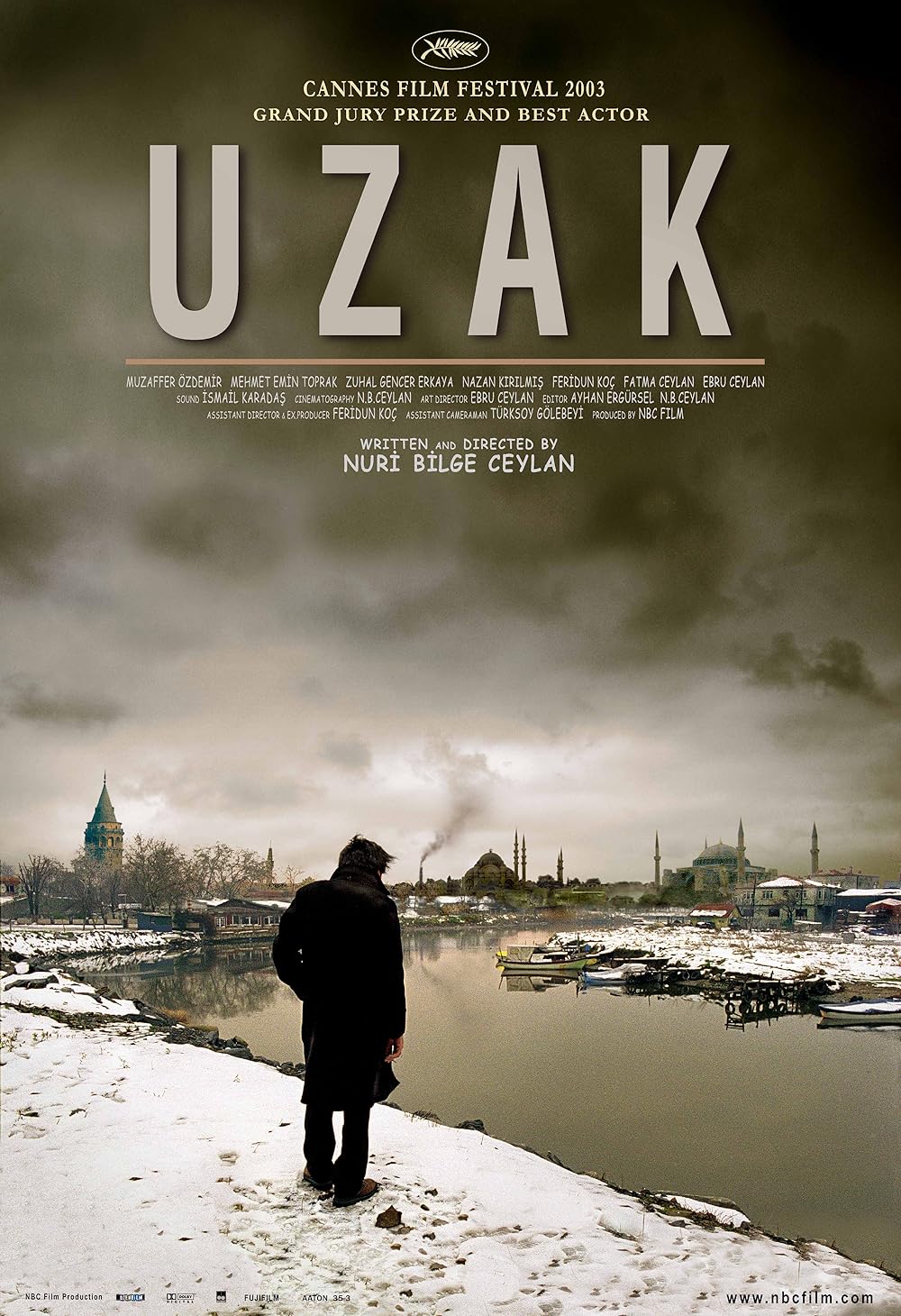 Uzak Full HD 1080p Tek Parça izle